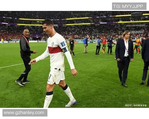 足坛巨星进球瞬间全景展现激情与荣耀燃动绿茵赛场